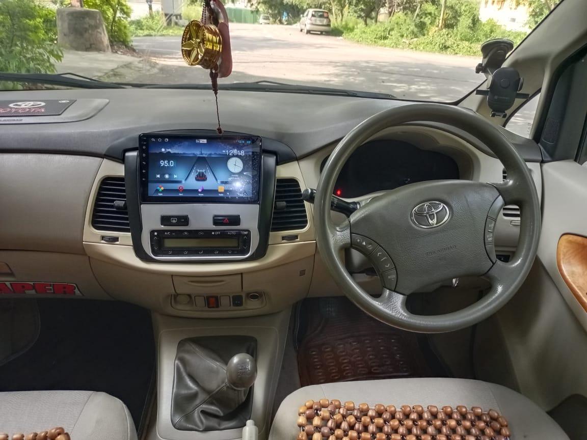 Toyota innova