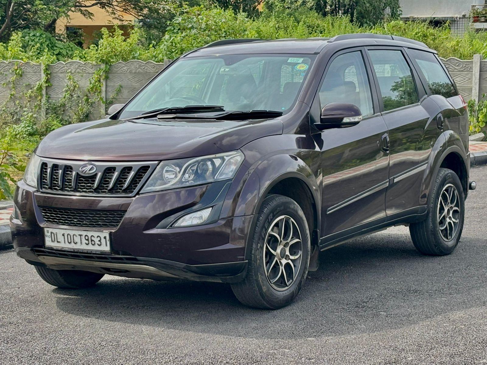 XUV 500 W8