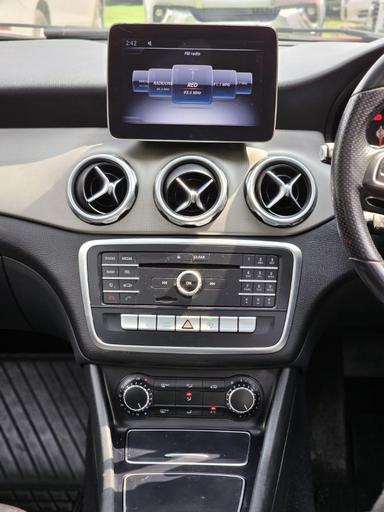 Mercedes GLA200 CGI