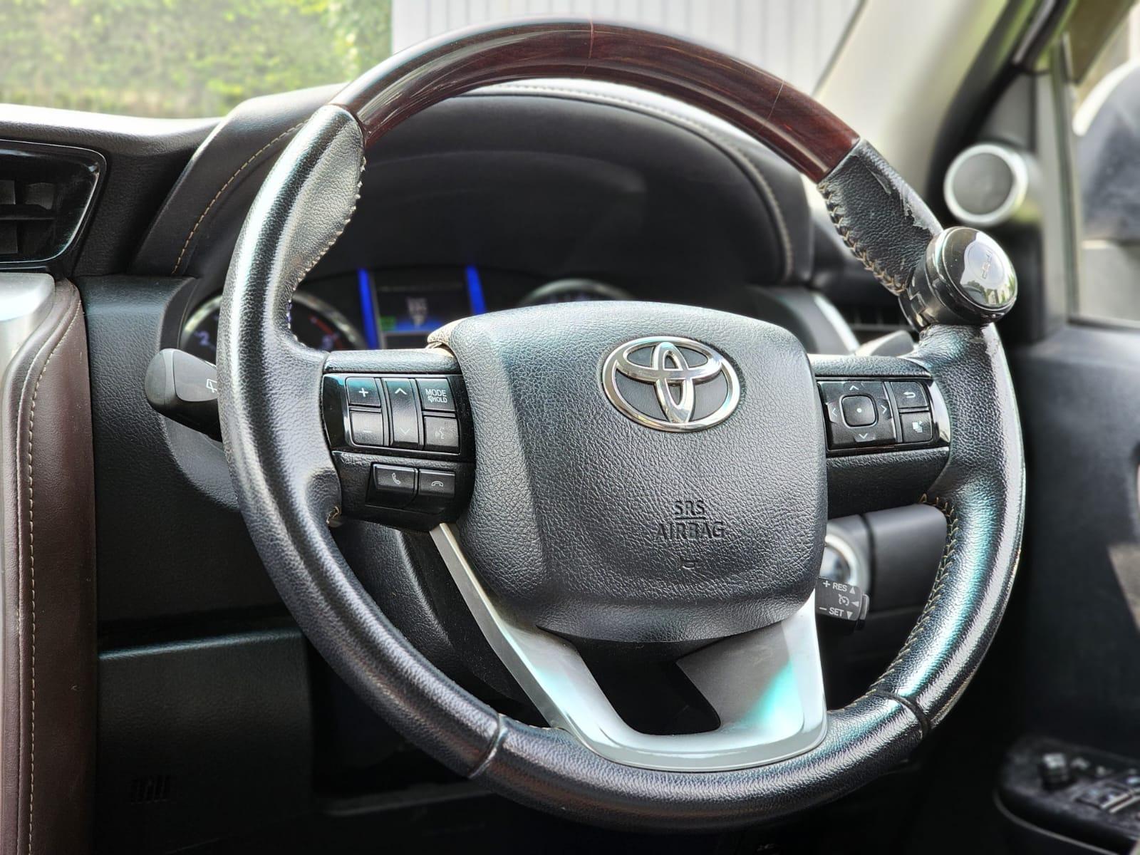 Toyota Fortuner 4×2