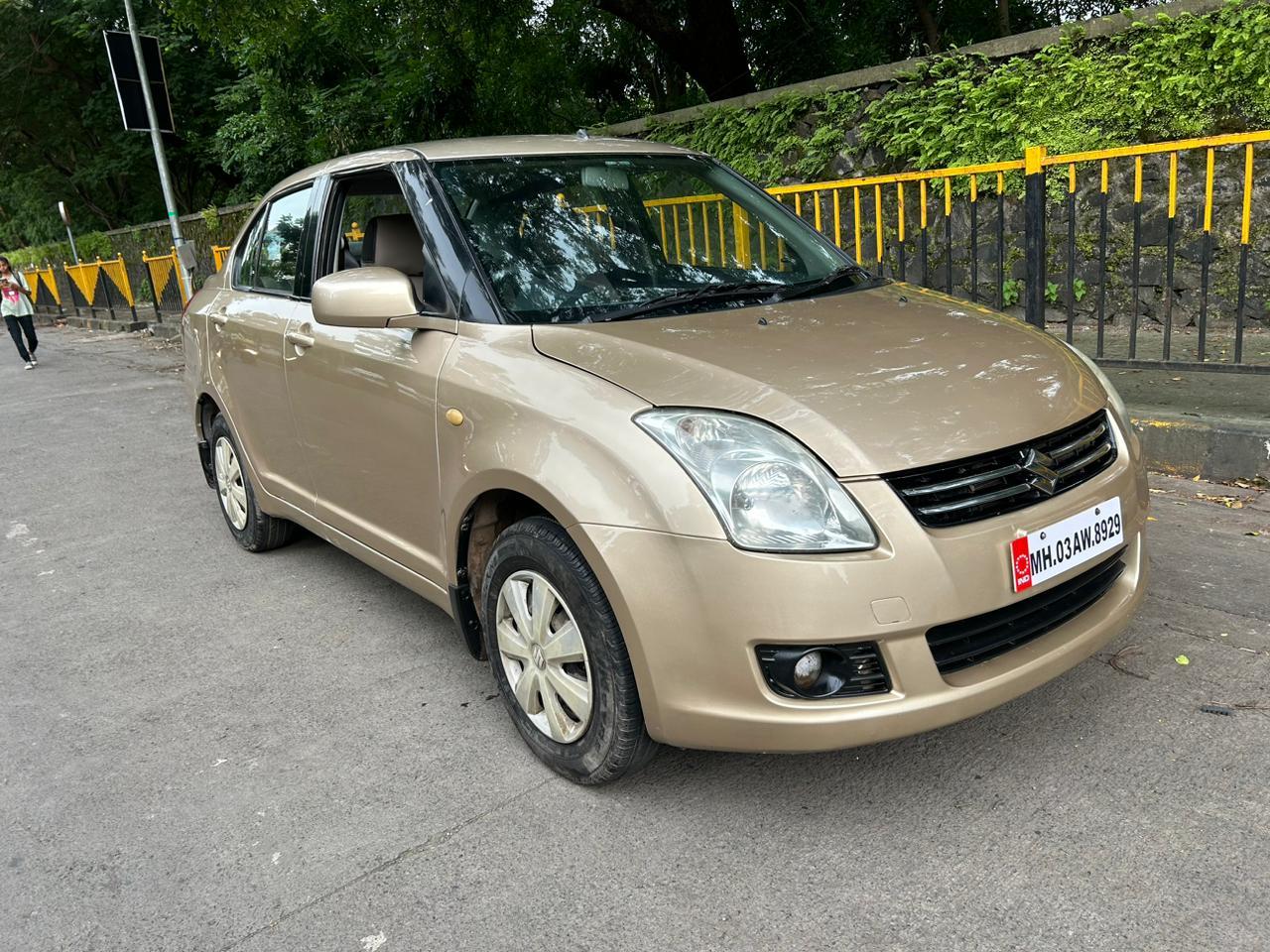 Swift Dzire Vxi
2010