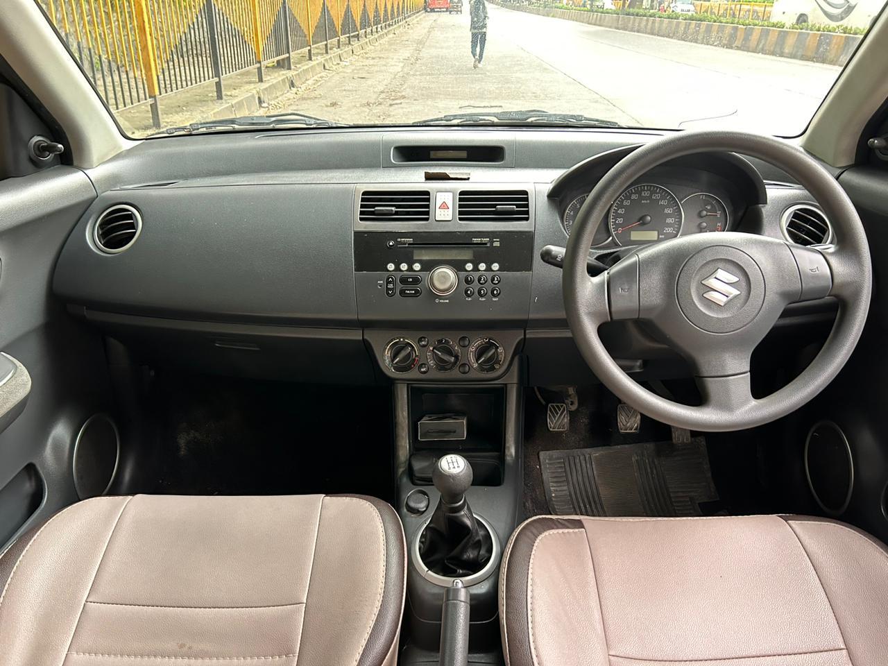 Swift Dzire Vxi
2010