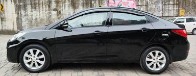 Hyundai Verna SX Black Beauty 
2013