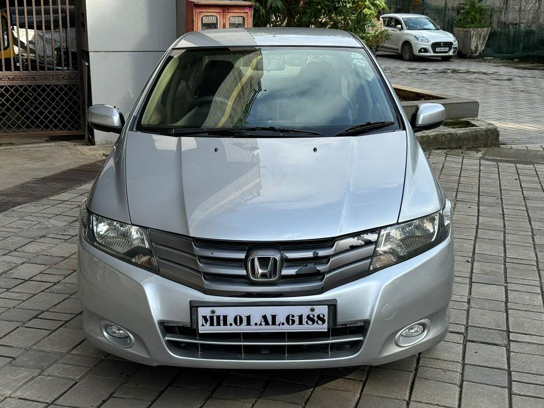 Honda City ivtec V AT 
2009