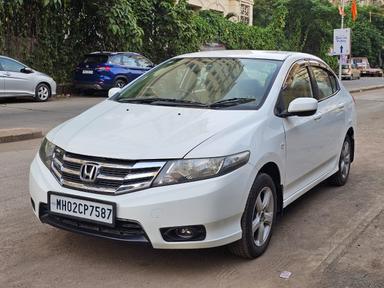 Honda City ivtec SMT 
2012