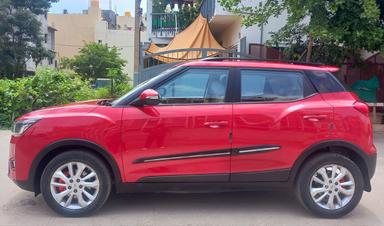 XUV 300 W8