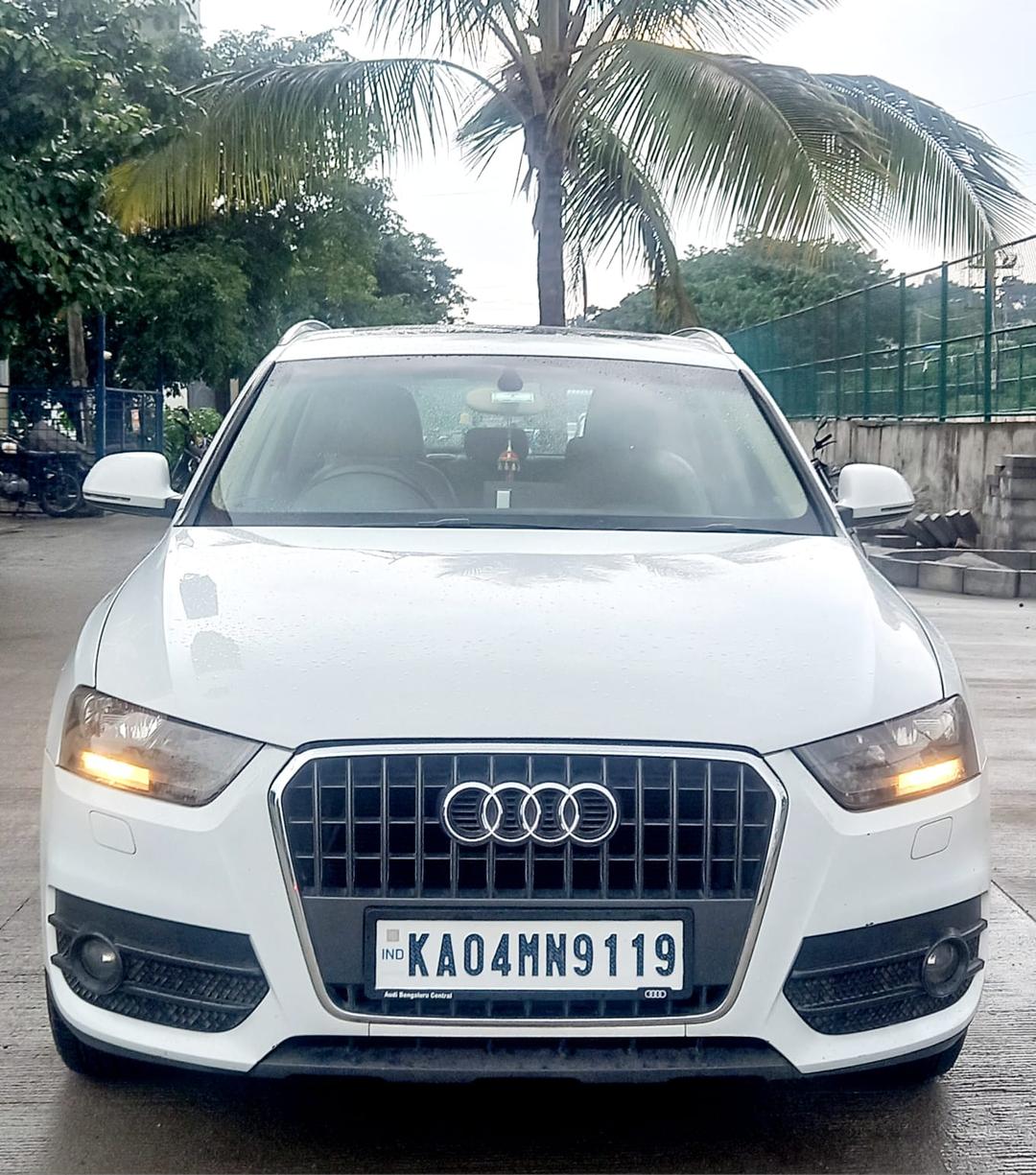 AUDI Q3