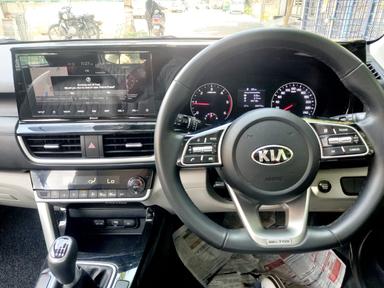 KIA SELTOS HTX