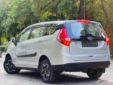 Mahindra Marazzo M2 model 2019 running 62k DL number