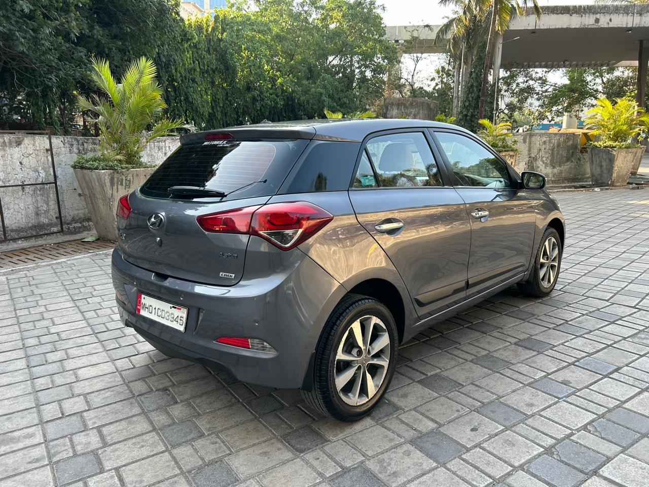 Hyundai i20 Asta 1.4 CRDI
2015 December