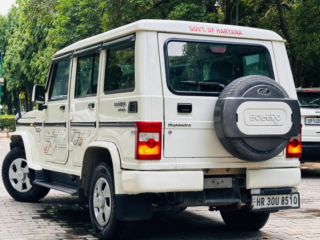 Mahindra Bolero zlx model 2019 running 67k DL number