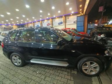 BMW X5 DIESEL AUTOMATIIC MODEL 2010