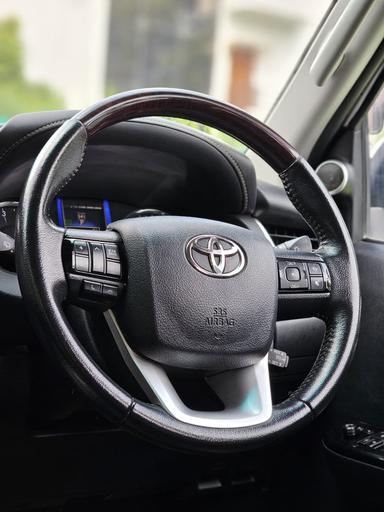 Toyota Fortuner 4×2