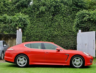 Porsche Panamera Platinum Edition