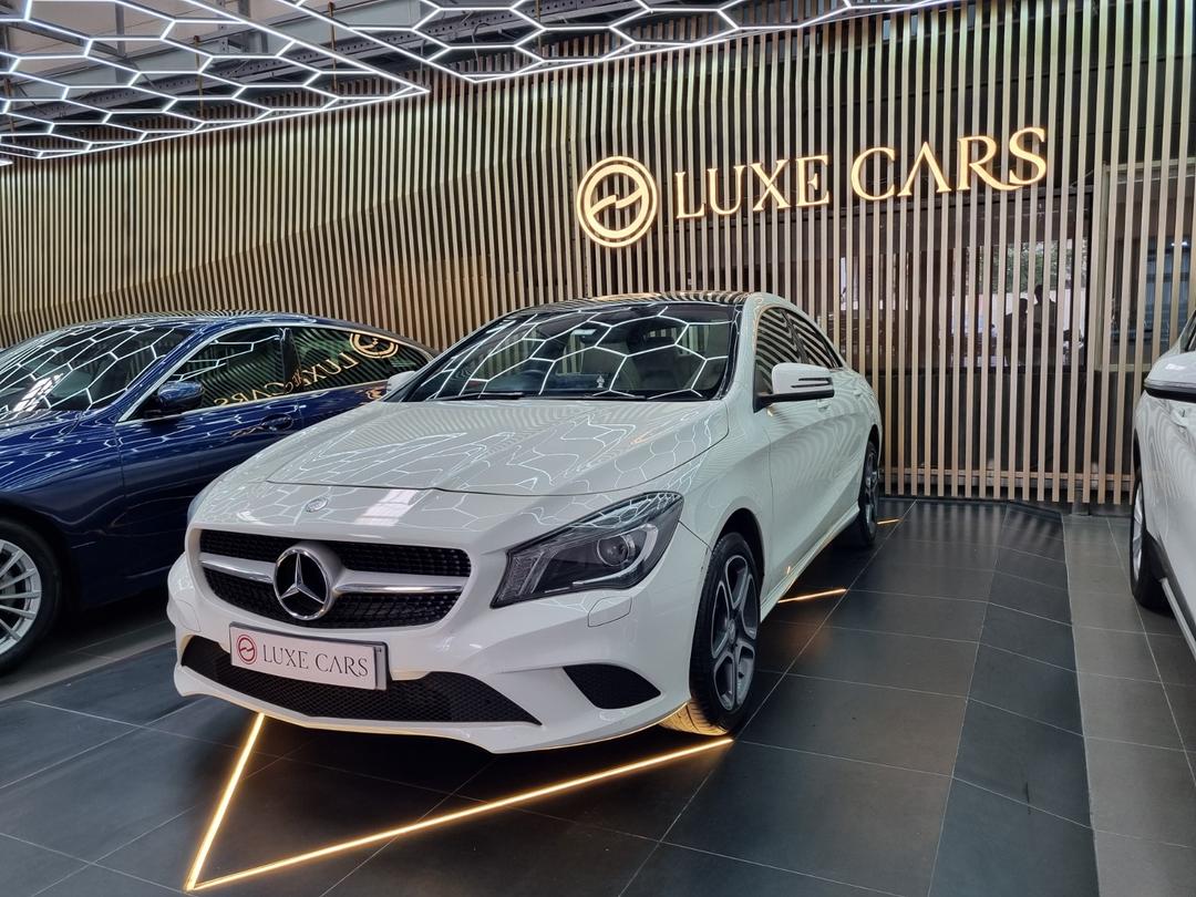 MERCEDES BENZ CLA200D SPORT