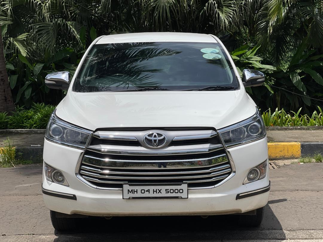 TOYOTA INNOVA CRYSTA Z