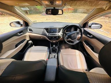 Hyundai Verna 1.6 SX+  petrol model 2019 running 64k HR number