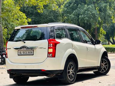 Mahindra XUV w6 model 2015 running 66k DL number