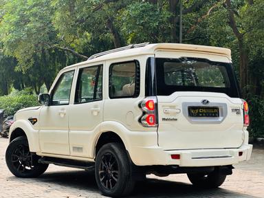 Mahindra Scorpio S4+ model 2015 running 74k HR number