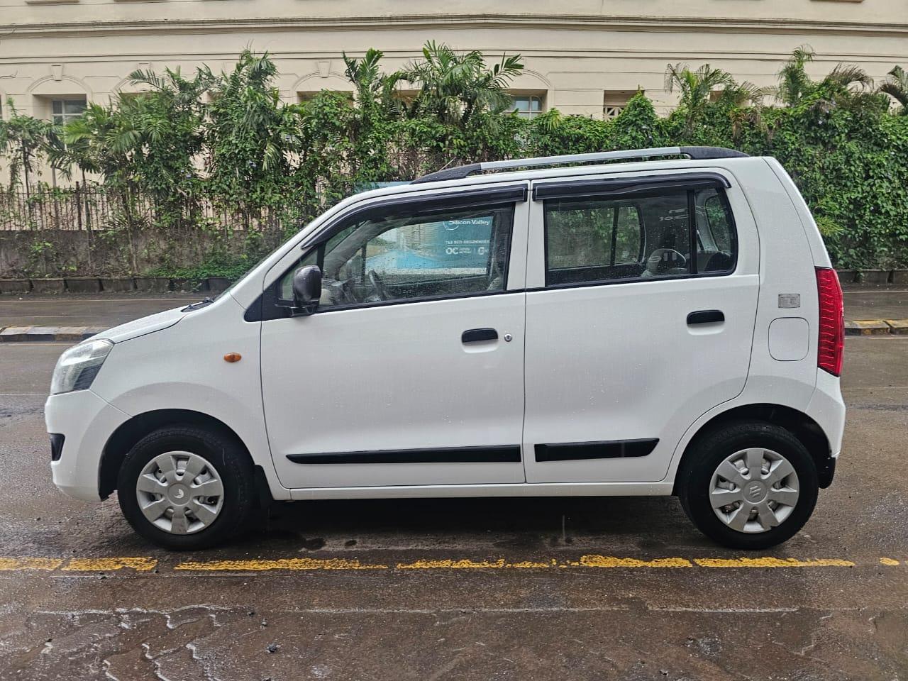 Maruti WagonR LXI Green 
2017