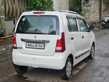 Maruti WagonR LXI Green 
2017