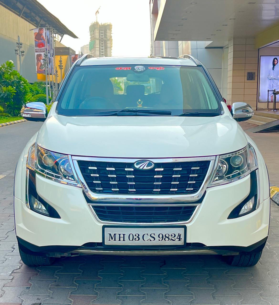 MAHINDRA XUV500 FWD W11 AT