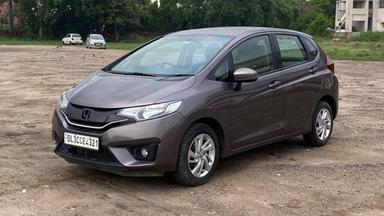 Honda jazz v cvt