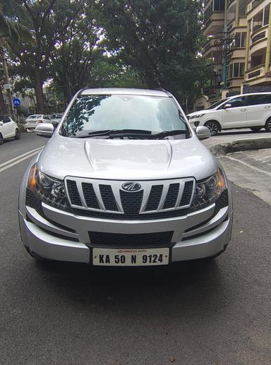 Mahindra XUV 500