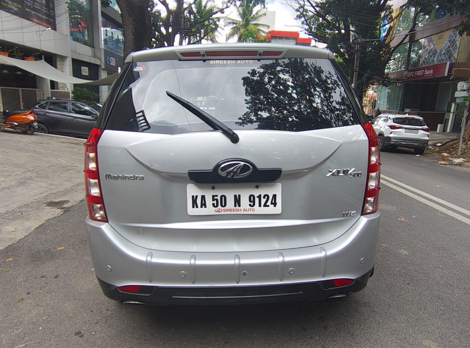 Mahindra XUV 500