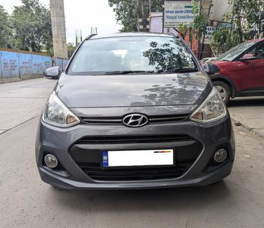 Hyundai Grand I10 Asta (O) Automatic with AMC driven just 38425 kms