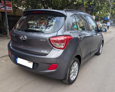 Hyundai Grand I10 Asta (O) Automatic with AMC driven just 38425 kms