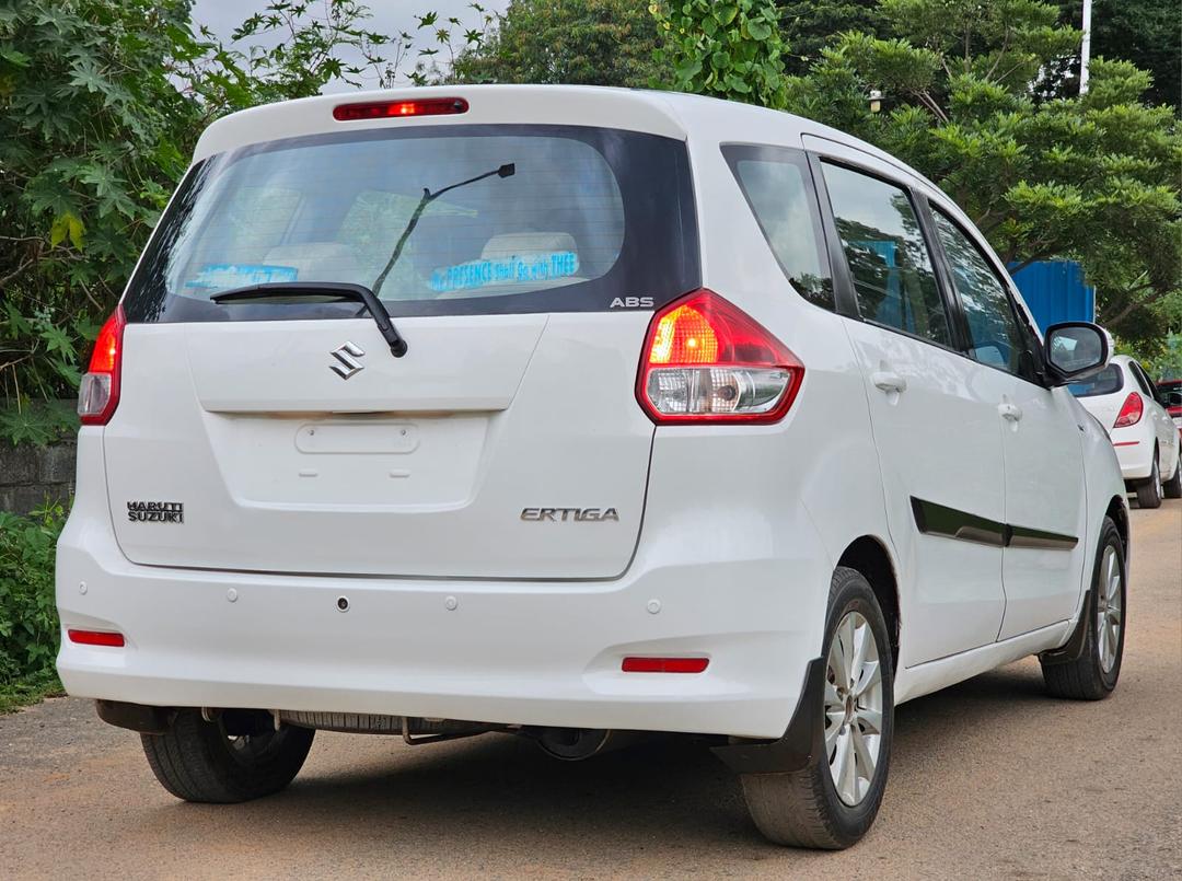 Maruti Suzuki Ertiga ZXi 2012 Model In Showroom Condition