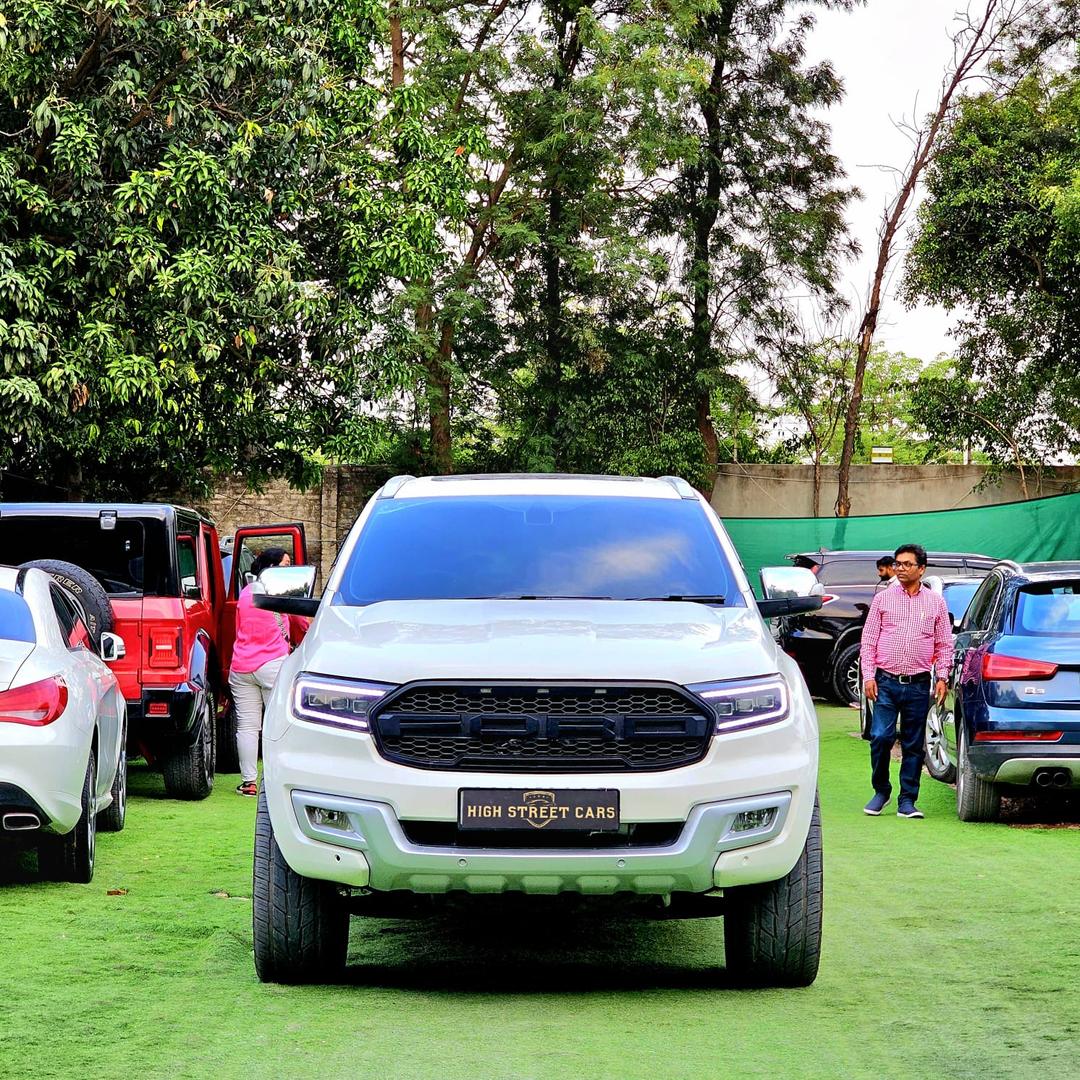 Ford Endeavour 3.2L Titanium