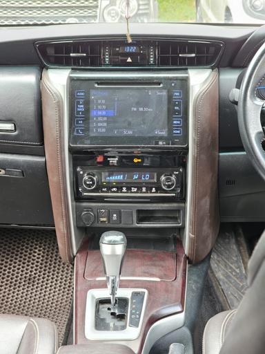 Toyota Fortuner 4×2