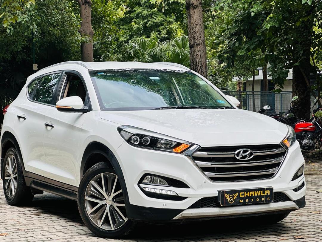 Hyundai Tucson auto diesel model 2016 running 65k DL number