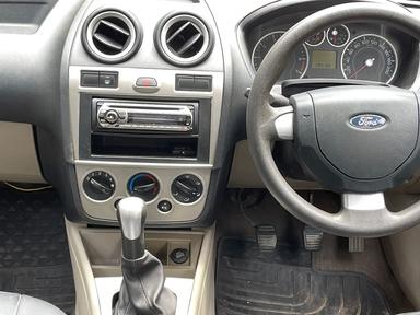 Ford fiesta Petrol 1.6 ZXi