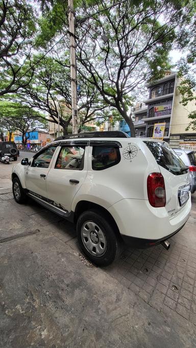 Renault Duster RxL 110PS 4WD