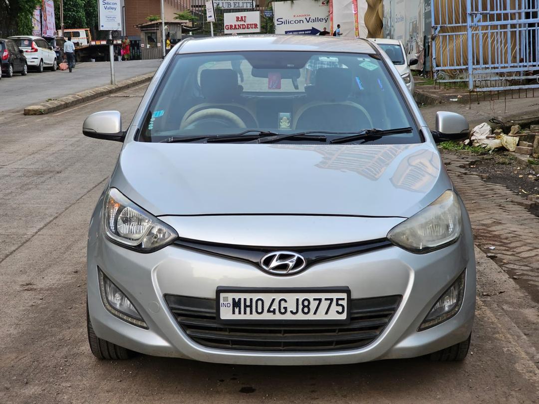 Hyundai i20 Sportz 
2014