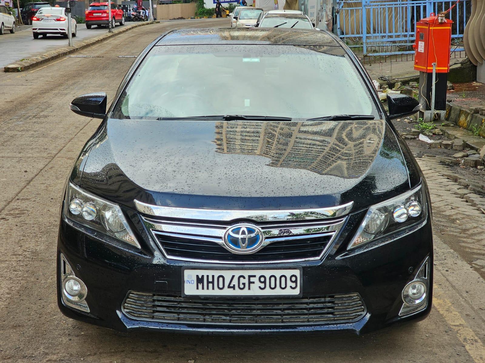 Toyota Camry AT Hybrid 
2014