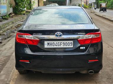 Toyota Camry AT Hybrid 
2014