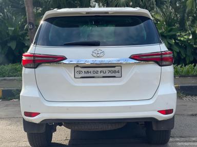 TOYOTA FORTUNER 4X2 AT