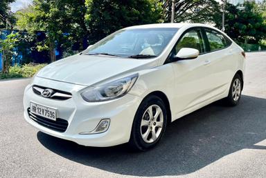 Hyundai Fluidic Verna 1.4 Crdi