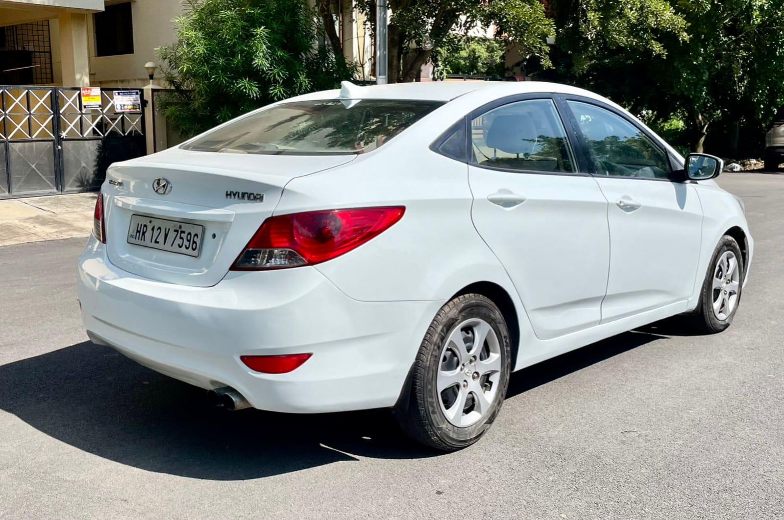 Hyundai Fluidic Verna 1.4 Crdi