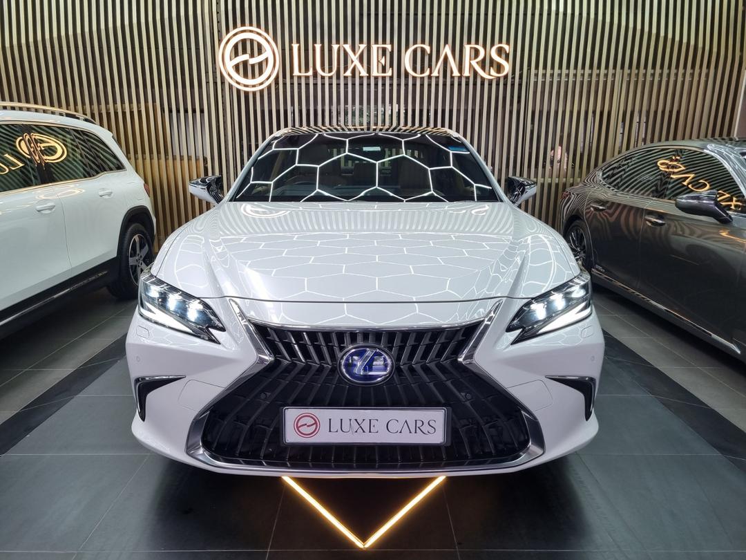 LEXUS ES 300H LUXURY