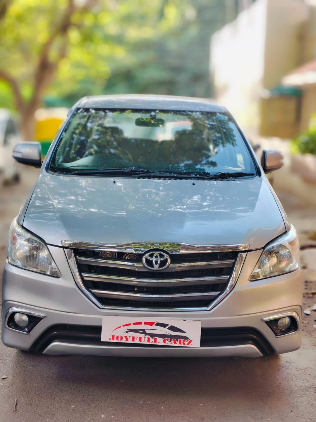 Toyota Innova 2.5 V