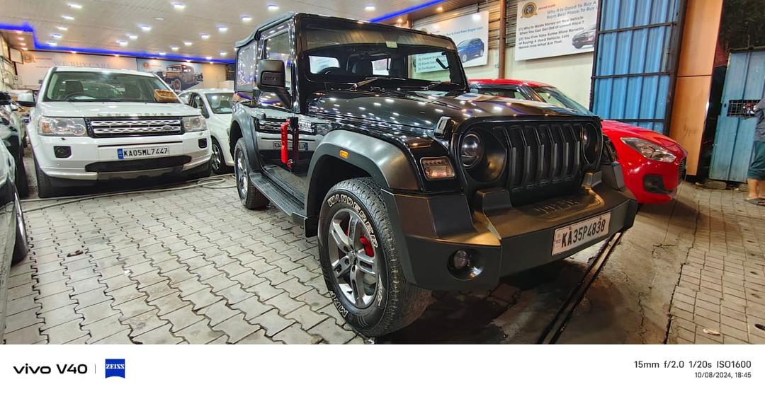 MAHINDRA THAR 4X4 AT CONVOTABLE TOP  PETROL  KM 22K 1ST OWNER MODEL 2022