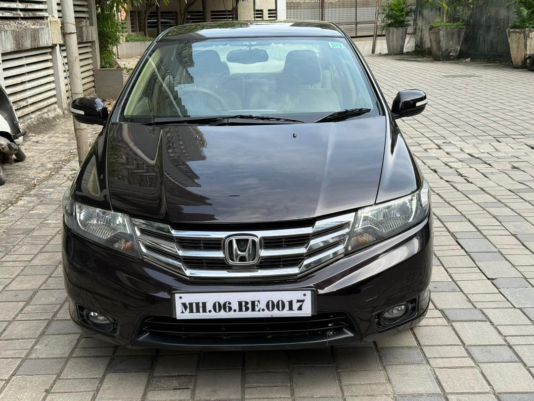 Honda City ivtec V AT
2012