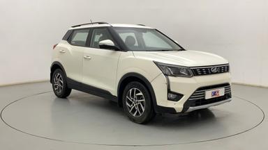 2022 Mahindra XUV300