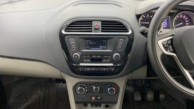 2016 TATA TIAGO