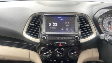 2018 HYUNDAI NEW SANTRO